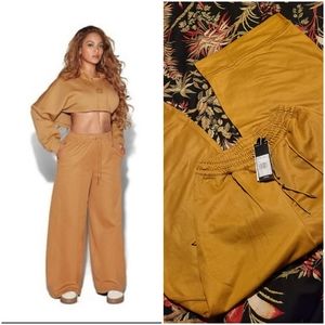 Ivy Park x Adidas wide leg pants
